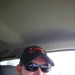 Meet your Posher, Dustin